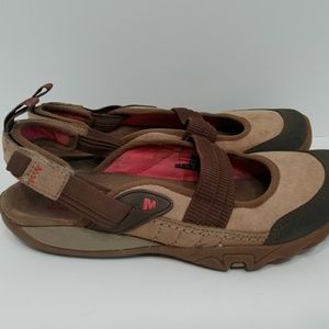 Merrell kangaroo convertible sandals
